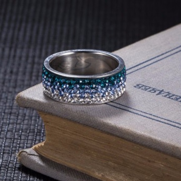 CZ Crystal Blue Silver Ring New Size 7 - 12 - Picture 4 of 5